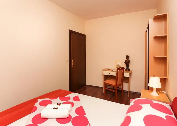 Stone House Apartment
